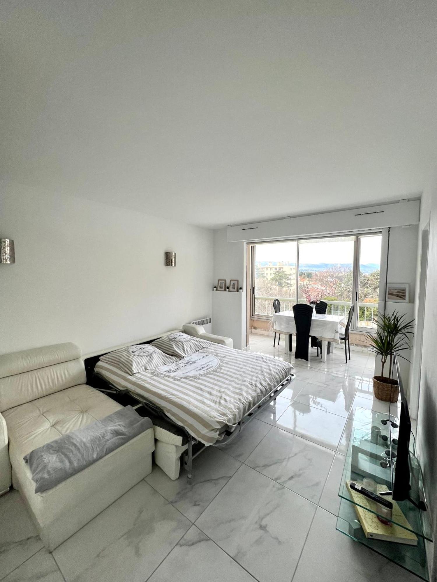 Studio 4 Couchages A 12 Min De La Plage A Pied Avec Wifi, Le Parking Est En Option Antibes Dış mekan fotoğraf