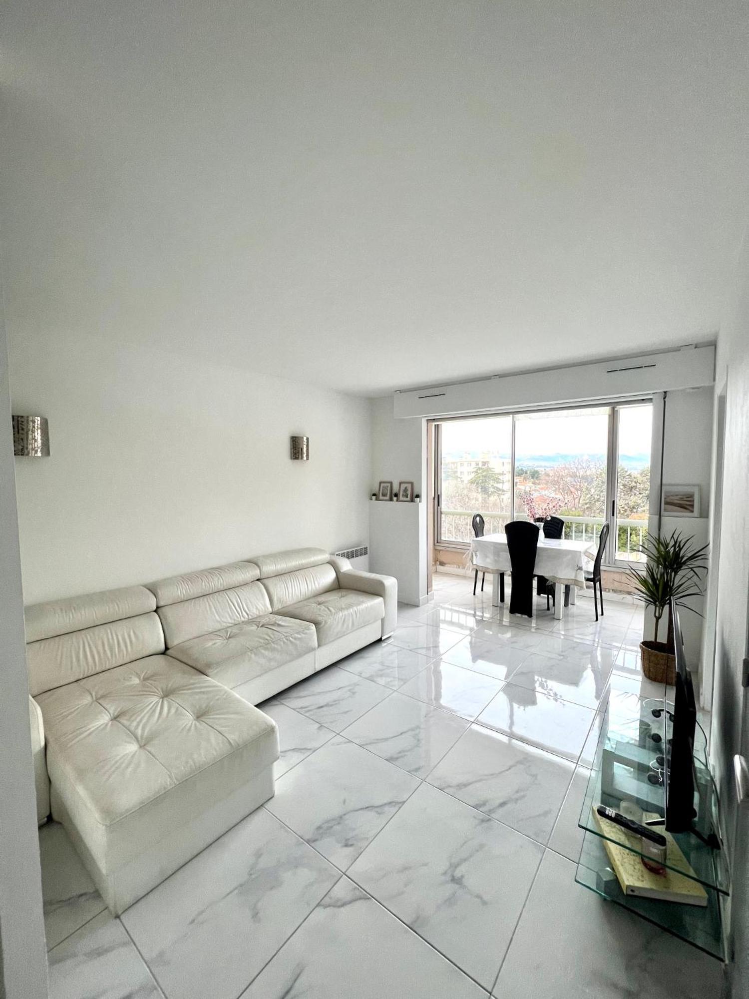 Studio 4 Couchages A 12 Min De La Plage A Pied Avec Wifi, Le Parking Est En Option Antibes Dış mekan fotoğraf